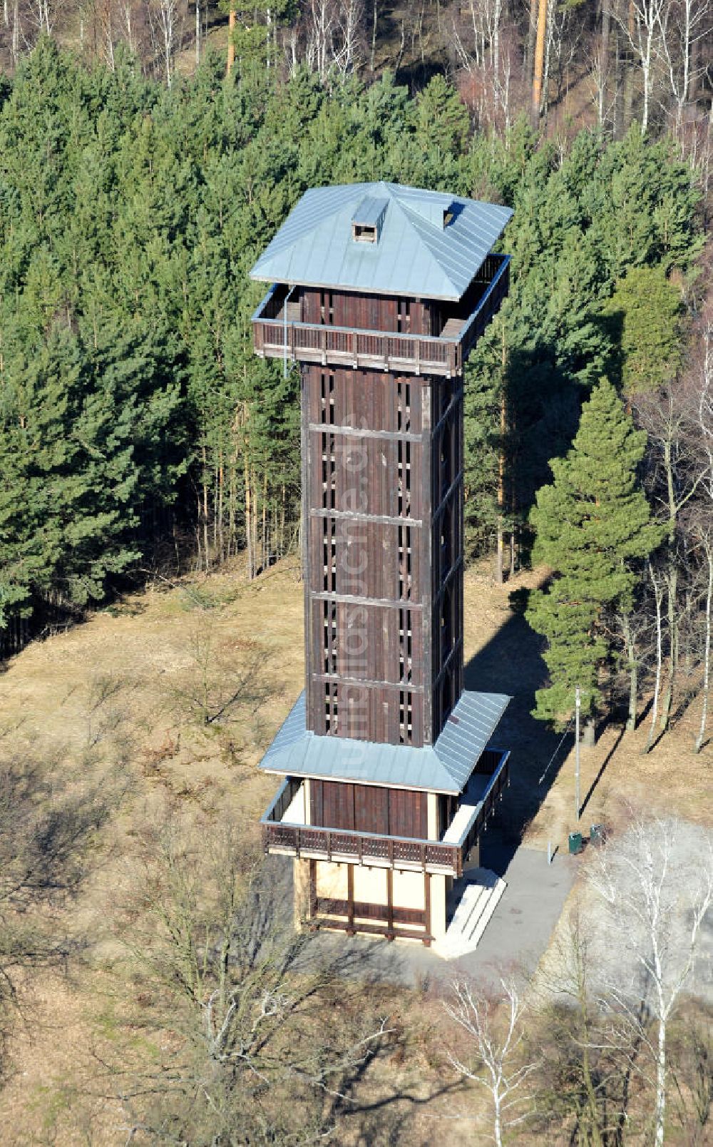 Luftaufnahme Krausnick - Aussichtsturm auf dem Wehlaberg bei Krausnick