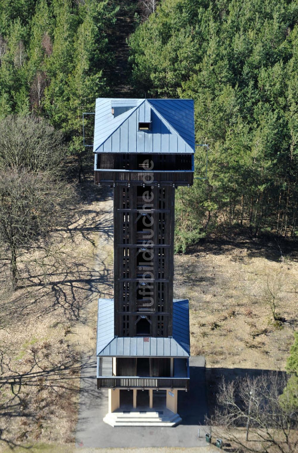 Krausnick aus der Vogelperspektive: Aussichtsturm auf dem Wehlaberg bei Krausnick