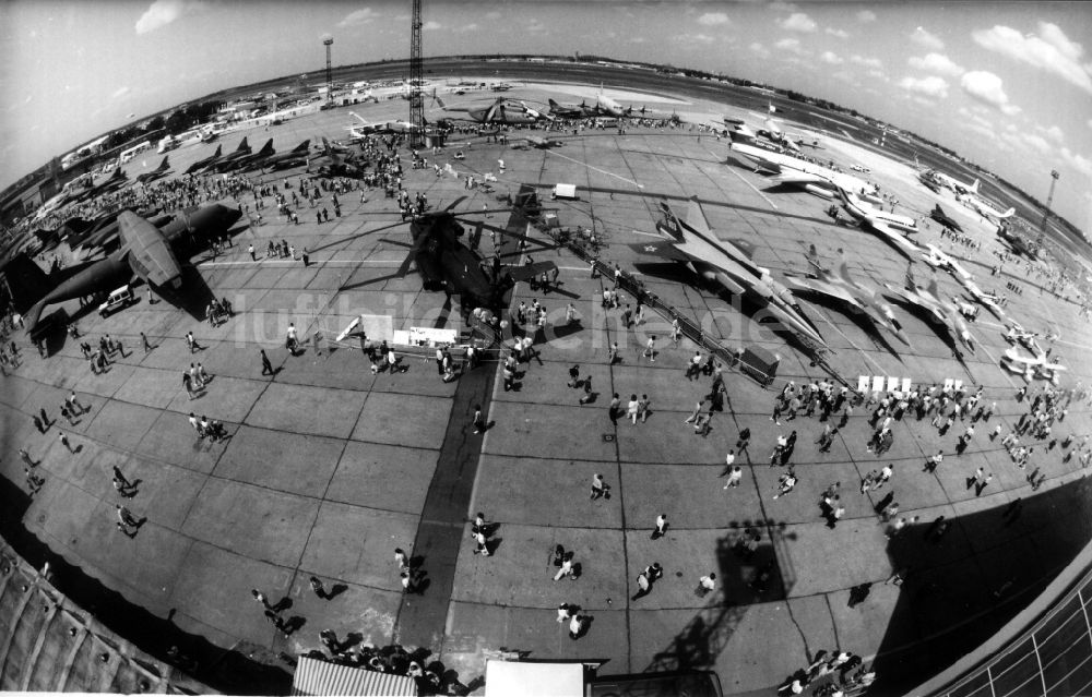 Luftaufnahme Schönefeld - Ausstellungsgelände der Internationale Luftfahrt Austellung ILA in Schönefeld im Bundesland Brandenburg, Deutschland