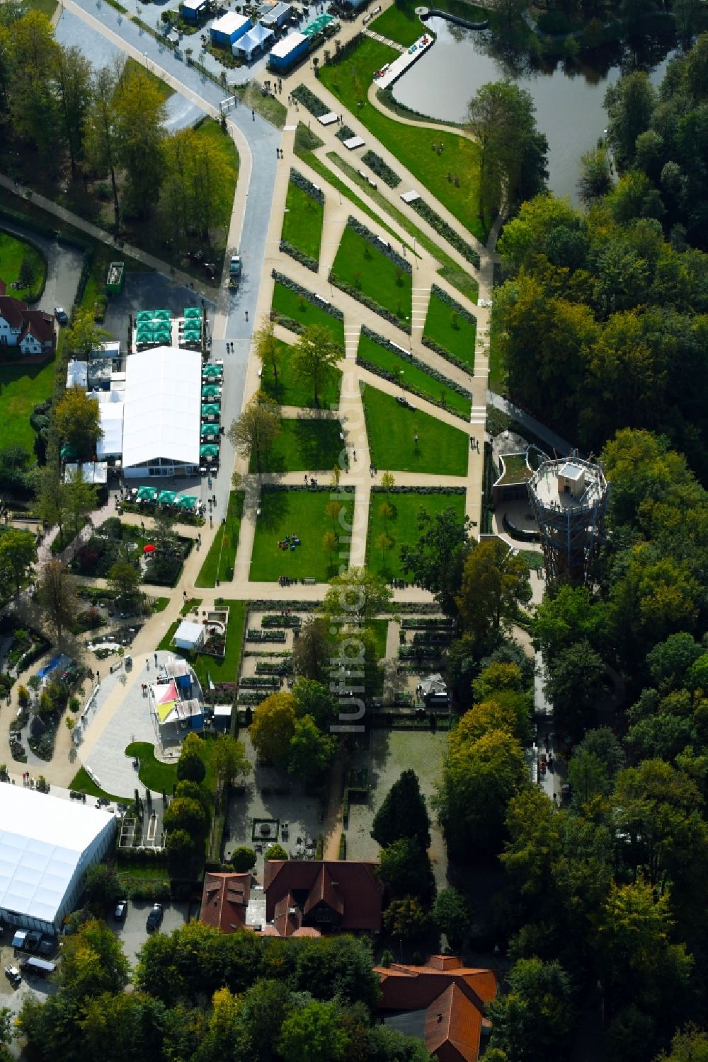 Bad Iburg von oben - Ausstellungsgelände der LAGA Landesgartenschau in Bad Iburg im Bundesland Niedersachsen, Deutschland