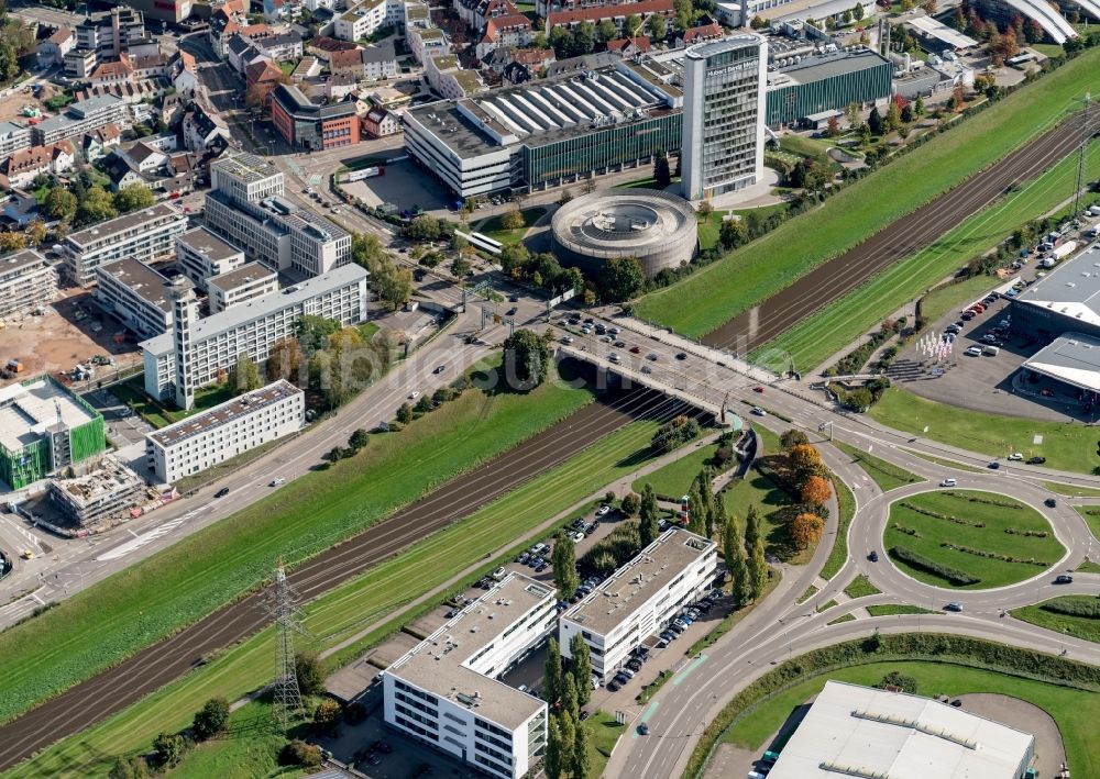 Luftaufnahme Offenburg - Ausstellungsgelände und Messehallen der Messe Offenburg-Ortenau GmbH an der Schutterwälder Straße in Offenburg im Bundesland Baden-Württemberg, Deutschland