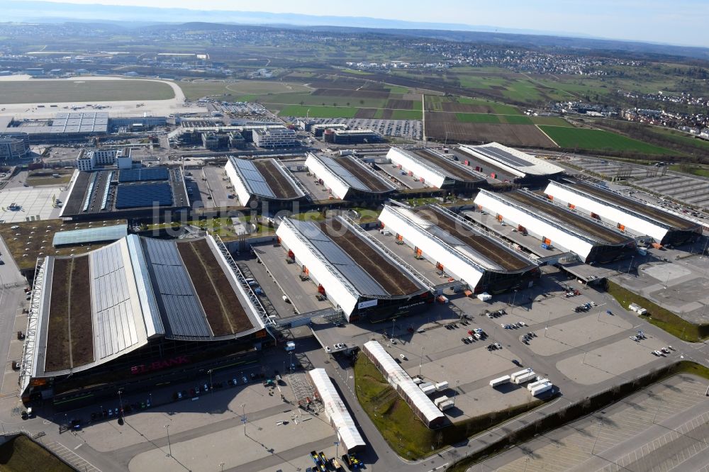 Stuttgart von oben - Ausstellungsgelände und Messehallen der Messe in Stuttgart im Bundesland Baden-Württemberg, Deutschland