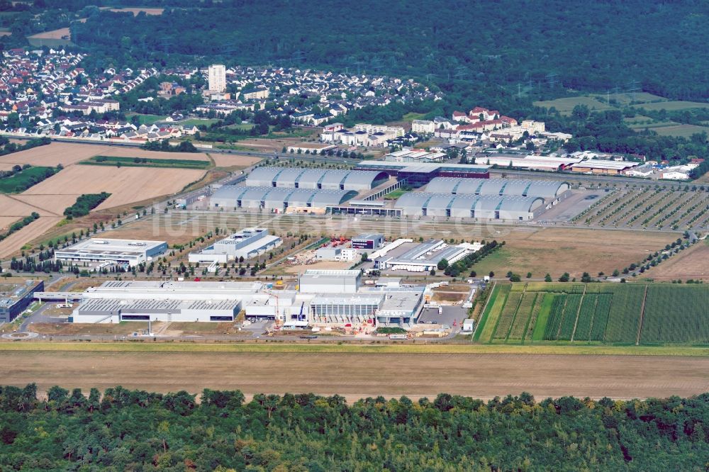 Rheinstetten aus der Vogelperspektive: Ausstellungsgelände und Messehallen der Neue Messe Karlsruhe in Rheinstetten im Bundesland Baden-Württemberg, Deutschland