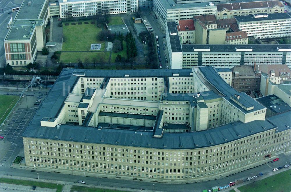 Luftbild Berlin - Auswärtiges Amt auch Außenministerium im Haus am Werderschen Markt in Berlin, Deutschland