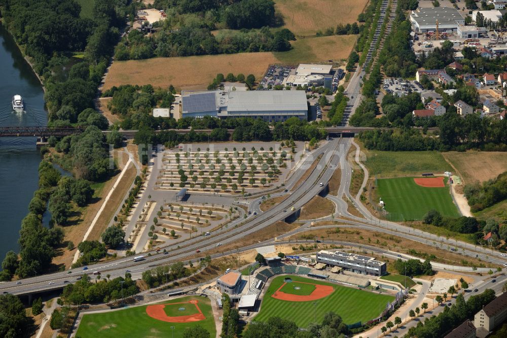 Luftbild Regensburg - Auto- Parkplatz und Abstellfläche in Regensburg im Bundesland Bayern, Deutschland