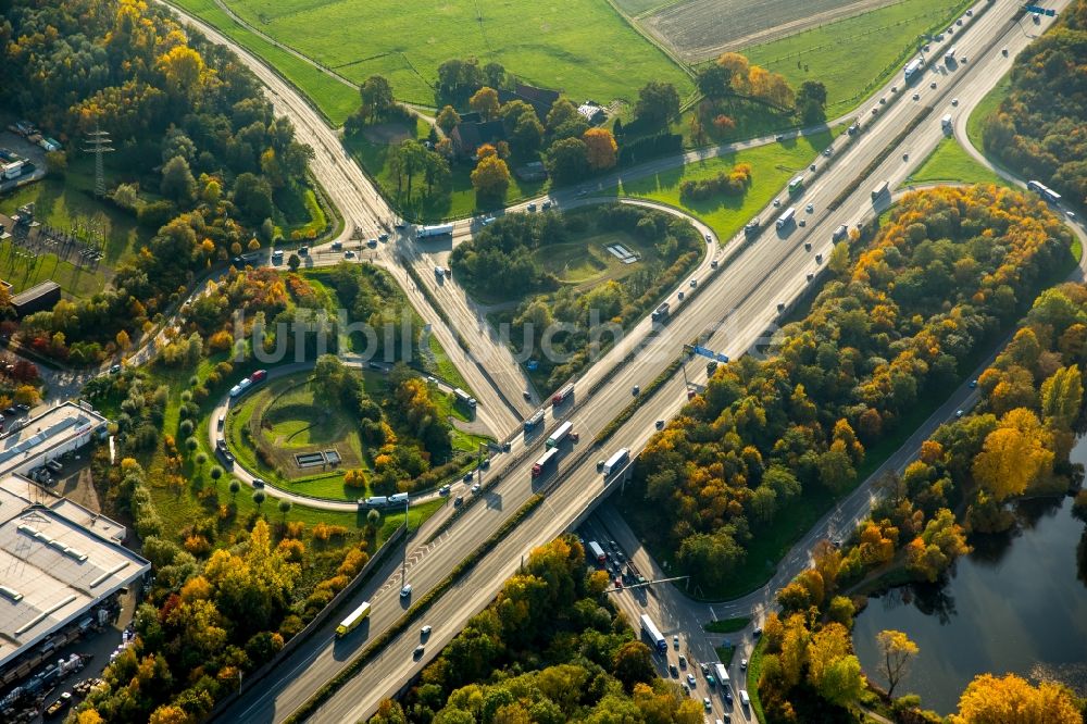 Gladbeck von oben - Autobahn- Abfahrt der BAB A2 in Gladbeck im Bundesland Nordrhein-Westfalen