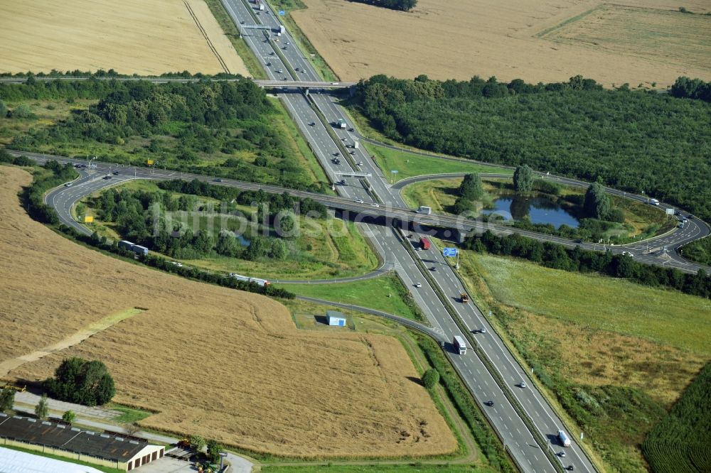 Luftaufnahme Leipzig - Autobahn- Abfahrt der BAB A14 Leipzig-Ost in Leipzig im Bundesland Sachsen