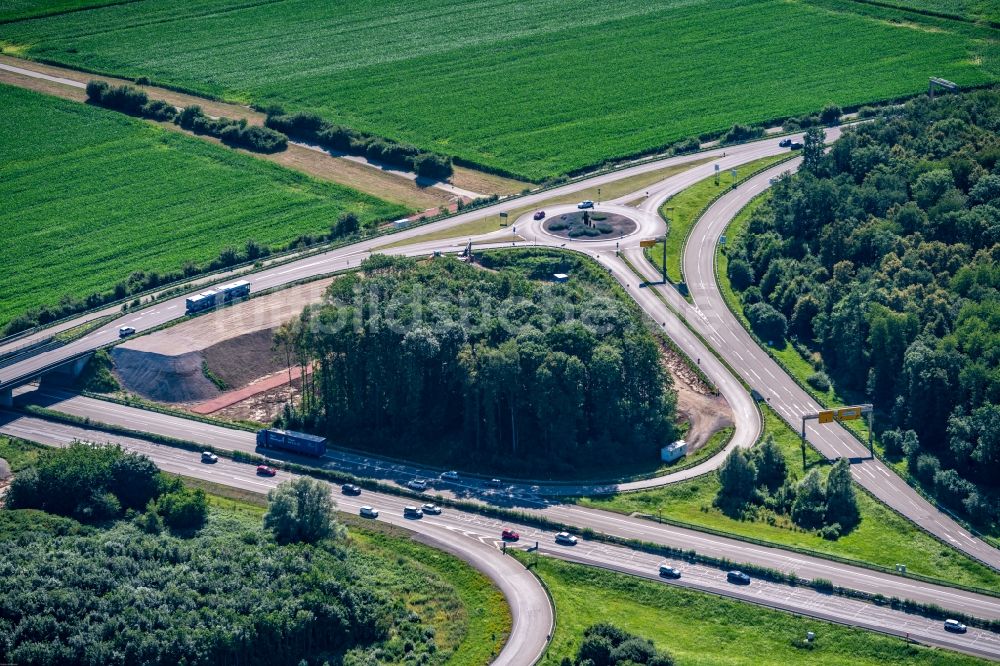 Luftbild Ringsheim - Autobahn- Abfahrt der BAB A5 Ringsheim in Ringsheim im Bundesland Baden-Württemberg, Deutschland