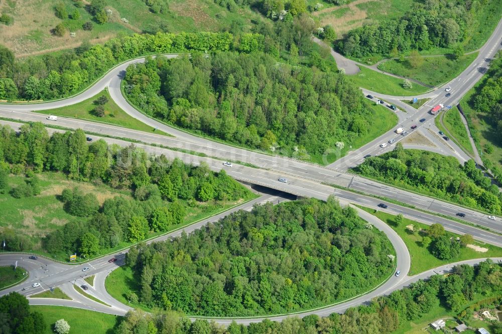 Bad Schwartau von oben - Autobahn- Abfahrt der BAB A1 - E47 Sereetz an der A226 in Bad Schwartau im Bundesland Schleswig-Holstein