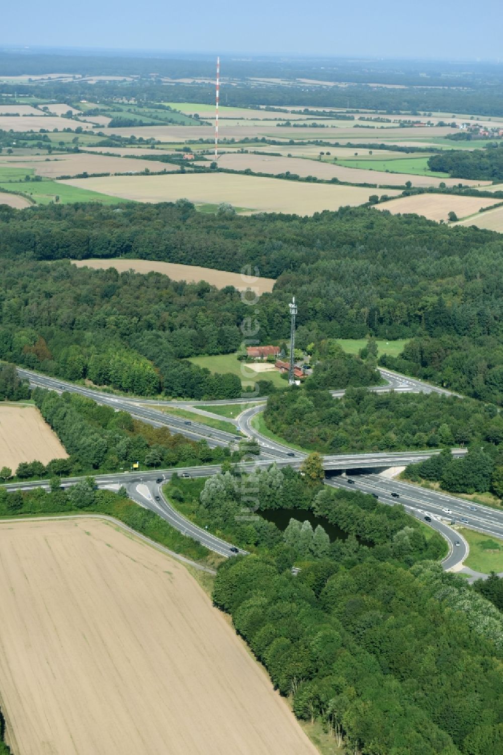 Talkau aus der Vogelperspektive: Autobahn- Abfahrt der BAB A24 in Talkau im Bundesland Schleswig-Holstein