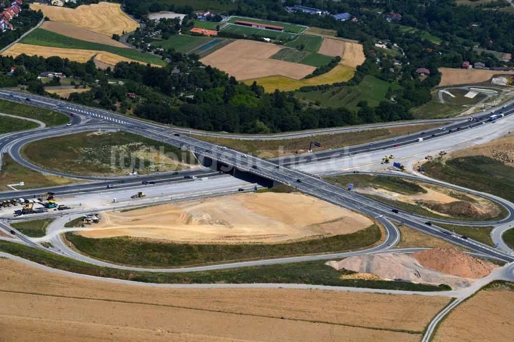 Würzburg von oben - Autobahn- Abfahrt der BAB A3 Würzburg-Heidingsfeld in Würzburg im Bundesland Bayern, Deutschland