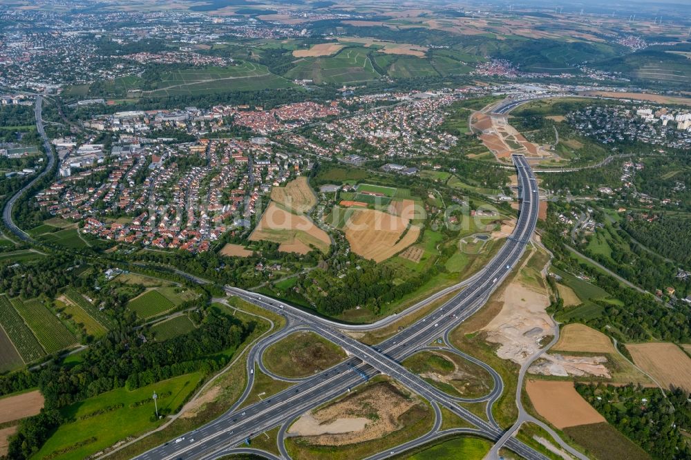 Würzburg von oben - Autobahn- Abfahrt der BAB A3 Würzburg-Heidingsfeld in Würzburg im Bundesland Bayern, Deutschland