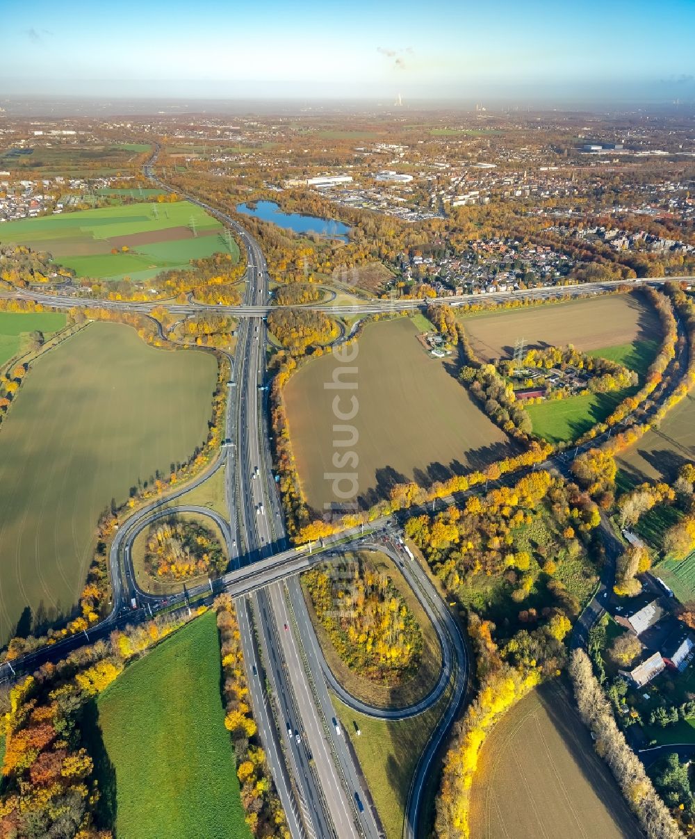 Bochum von oben - Autobahn- Abfahrt der BAB A43 zur Universitätsstraße in Bochum im Bundesland Nordrhein-Westfalen, Deutschland