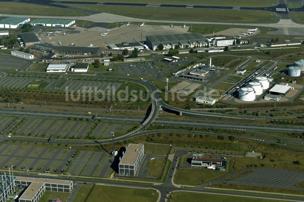 Luftbild Schönefeld - Autobahn- Abfahrt zum Flughafen BER in Schönefeld im Bundesland Brandenburg