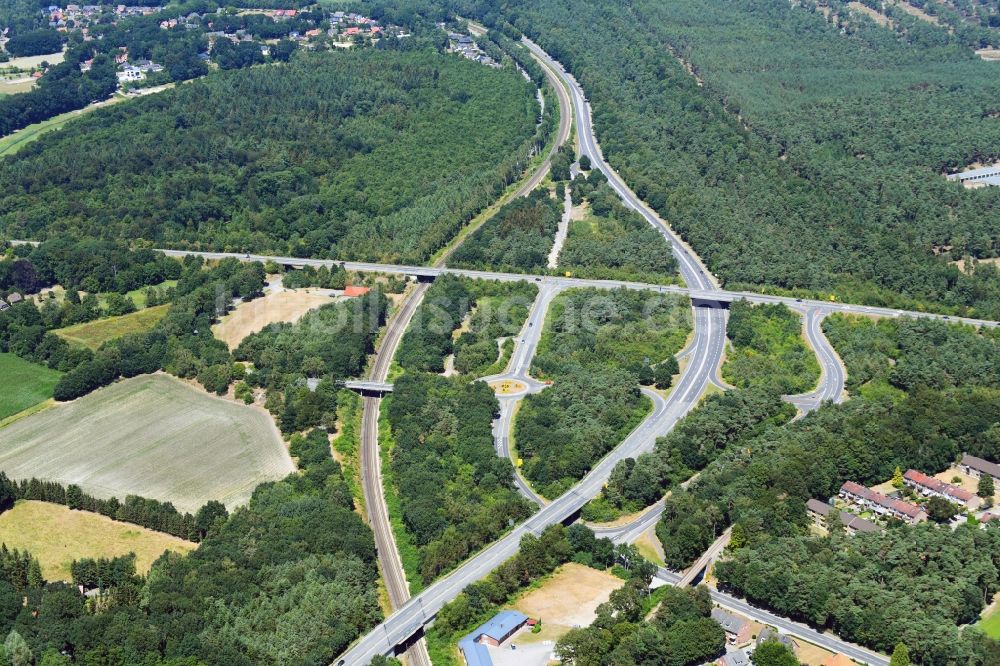 Meppen von oben - Autobahn- Abfahrt der E 223 zur Bundesstraße 70 in Meppen im Bundesland Niedersachsen, Deutschland