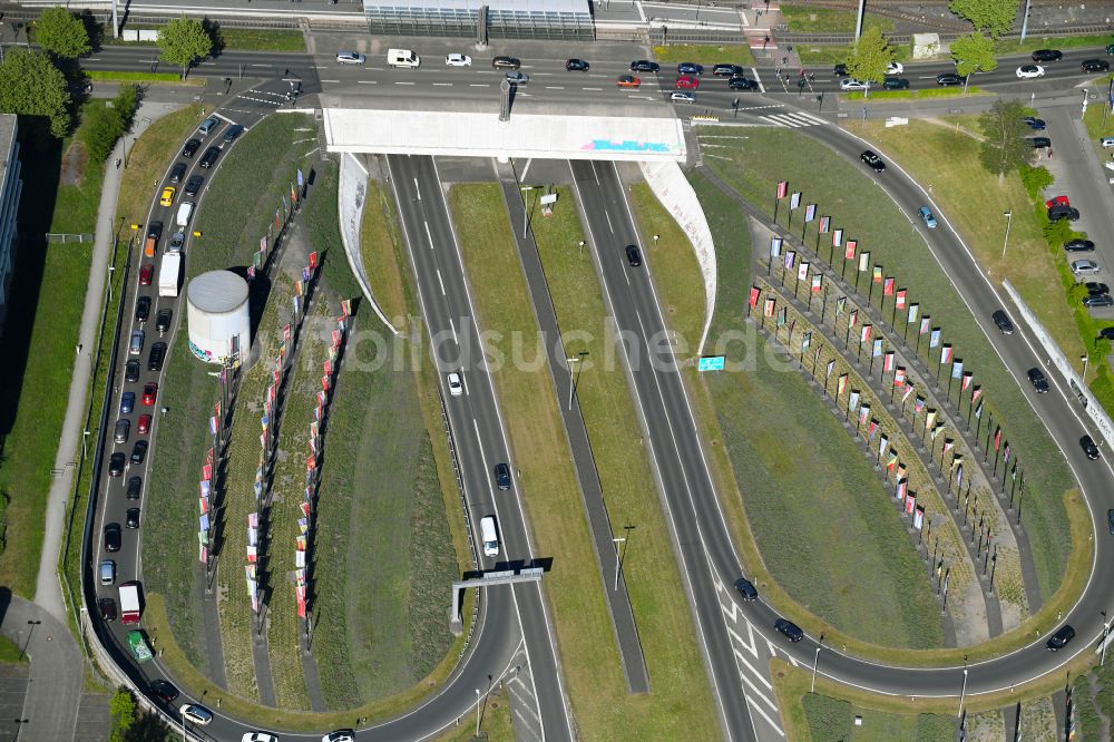 Bonn aus der Vogelperspektive: Autobahn- Anschlussstelle der BAB A562 in Bonn im Bundesland Nordrhein-Westfalen, Deutschland