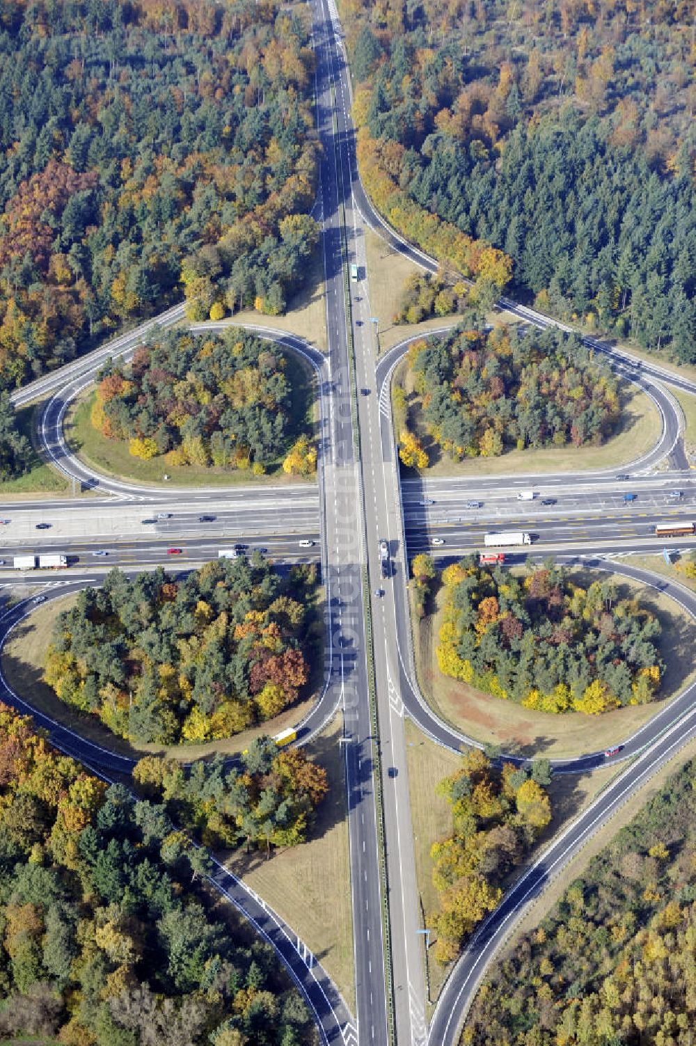 Baden-Baden von oben - Autobahn-Anschlußstelle Baden-Baden