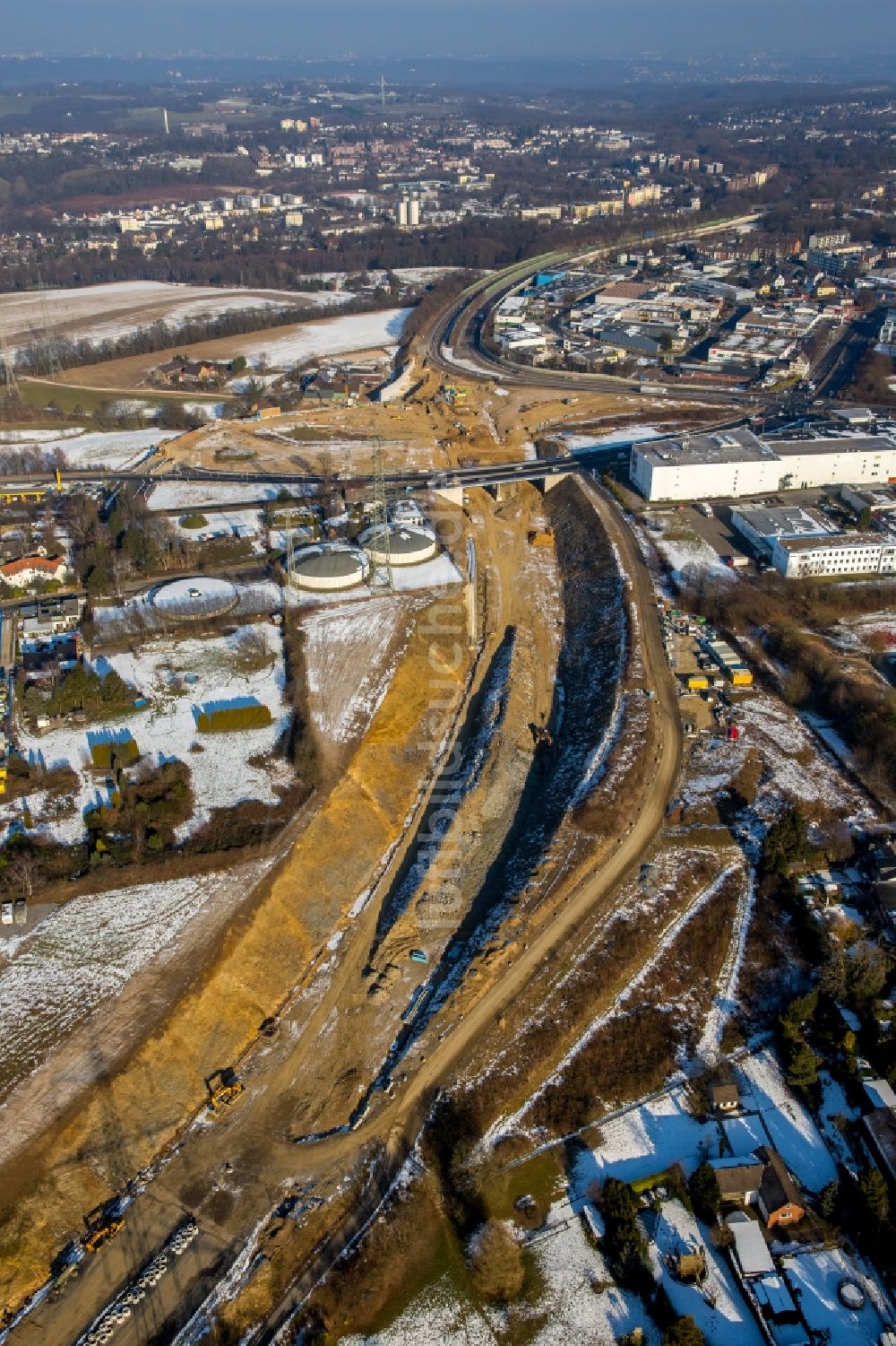 Luftbild Velbert - Autobahn- Ausbau und Spur- Verbreiterung im Streckenverlauf der BAB A44 Autobahnausbau zur Kreuzung B227 im Ortsteil Hetterscheidt in Velbert im Bundesland Nordrhein-Westfalen