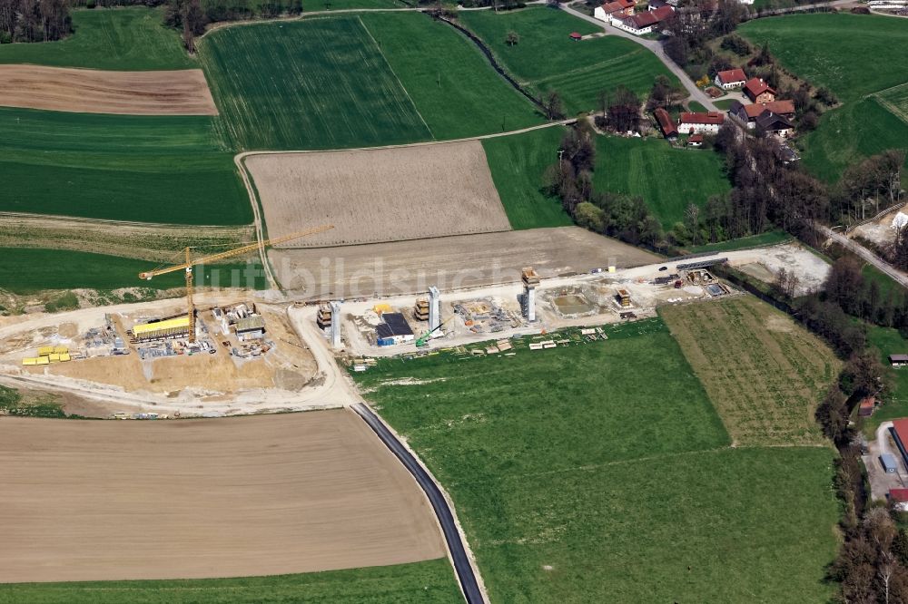 Luftaufnahme Pfaffenkirchen - Autobahn- Baustellen entlang der Trasse und des Streckenverlaufes BAB A94 in Pfaffenkirchen im Bundesland Bayern