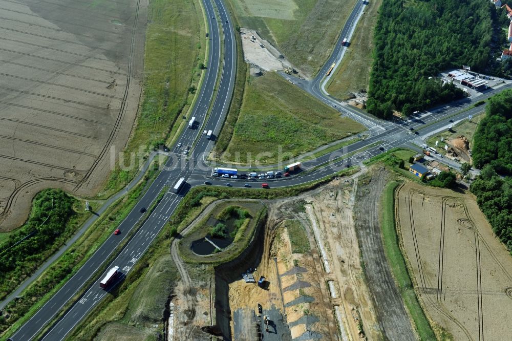 Luftbild Borna - Autobahn- Baustellen entlang der Trasse und des Streckenverlaufes der Bundesstraße B95 zur BAB A72 in Borna im Bundesland Sachsen