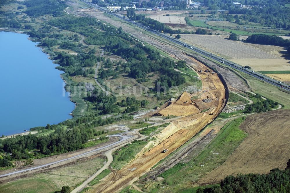 Borna von oben - Autobahn- Baustellen entlang der Trasse und des Streckenverlaufes der Bundesstraße B95 zur BAB A72 in Borna im Bundesland Sachsen