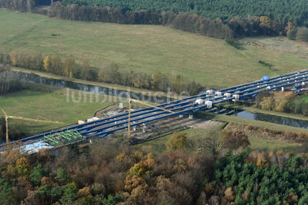 Grabow aus der Vogelperspektive: Autobahn- Baustellen entlang der Trasse und des Streckenverlaufes der Eldebrücke im Zuge des Neubaus der BAB A14 in Fresenbrügge im Bundesland Mecklenburg-Vorpommern