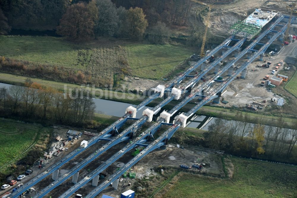 Grabow aus der Vogelperspektive: Autobahn- Baustellen entlang der Trasse und des Streckenverlaufes der Eldebrücke im Zuge des Neubaus der BAB A14 in Fresenbrügge im Bundesland Mecklenburg-Vorpommern