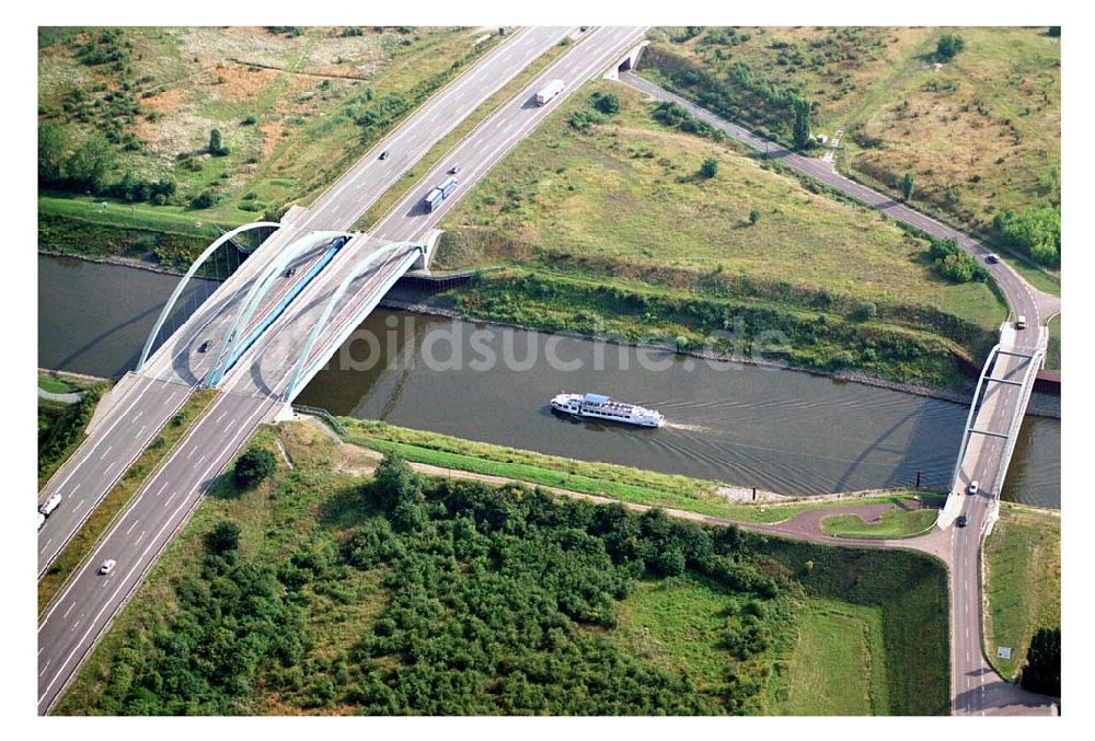 Magdeburg - Rothensee aus der Vogelperspektive: Autobahn-Bogenbrücke