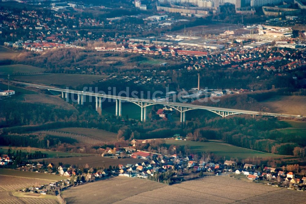 Luftbild Dohna - Autobahn- Brückenbauwerk der BAB A17 bei Dresden in Dohna im Bundesland Sachsen, Deutschland