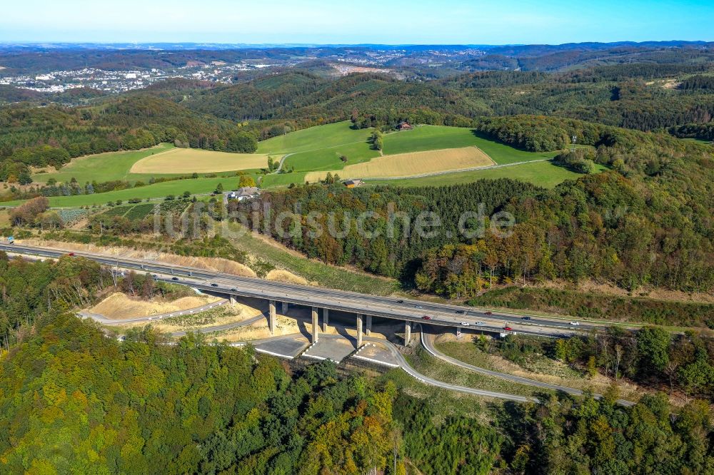 Luftaufnahme Hagen - Autobahn- Brückenbauwerk der BAB A45 Kattenohl A45 der Sauerlandlinie in Hagen im Bundesland Nordrhein-Westfalen, Deutschland