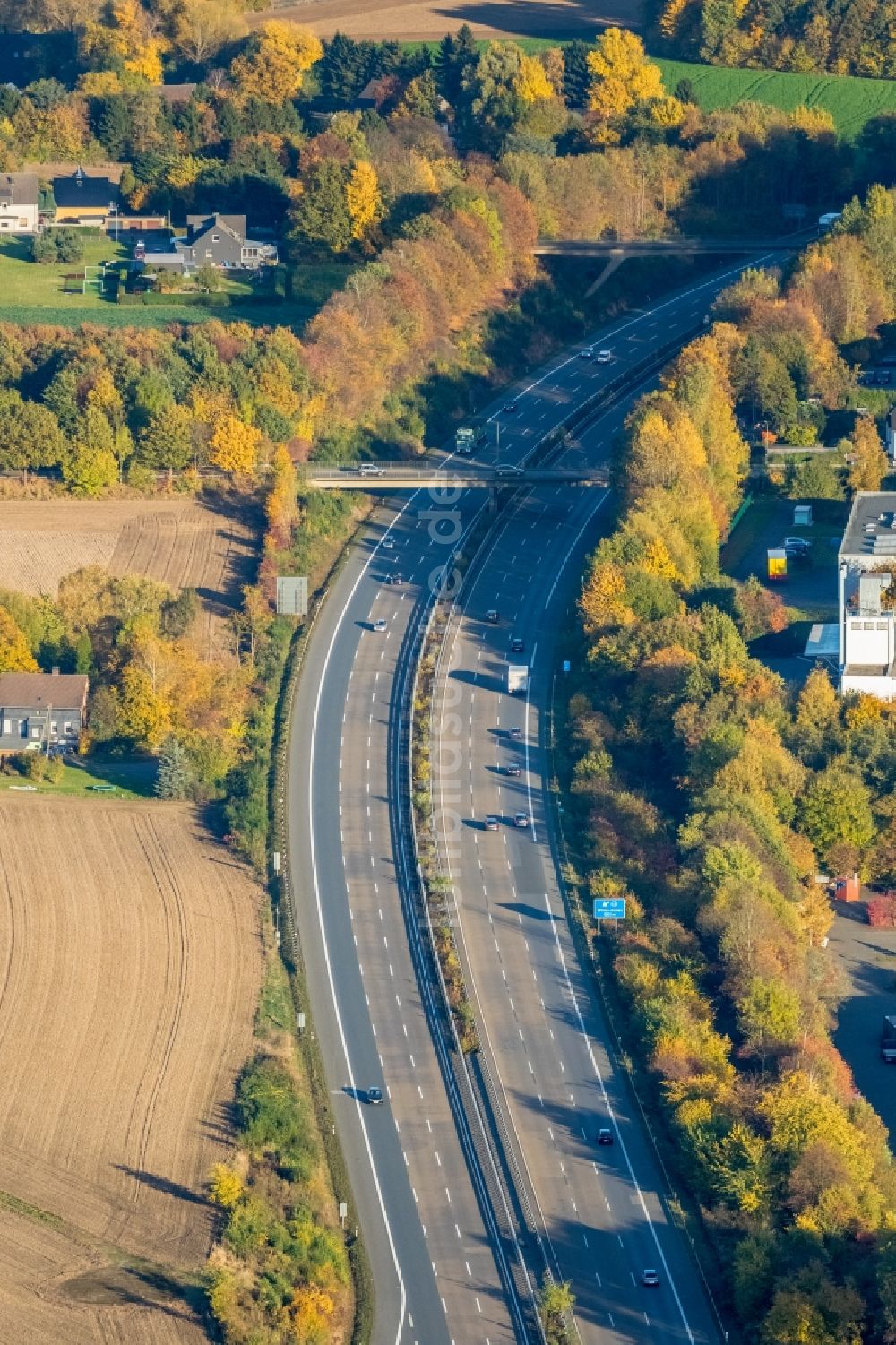 Witten von oben - Autobahn- Brückenbauwerk der BAB A44 in Witten im Bundesland Nordrhein-Westfalen