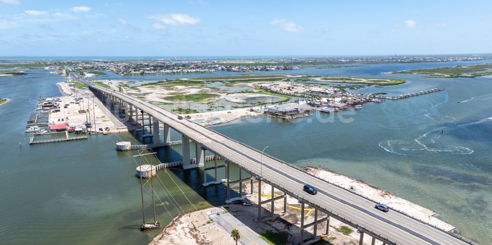 Luftbild Corpus Christi - Autobahn- Brückenbauwerk des John F Kennedy Memorial Causeway in Corpus Christi in Texas, USA