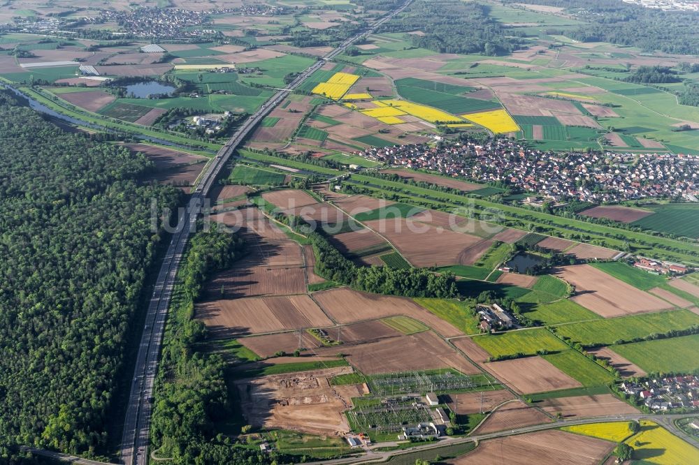 Griesheim aus der Vogelperspektive: Autobahn- Streckenverlauf der BAB A5 in Griesheim im Bundesland Baden-Württemberg