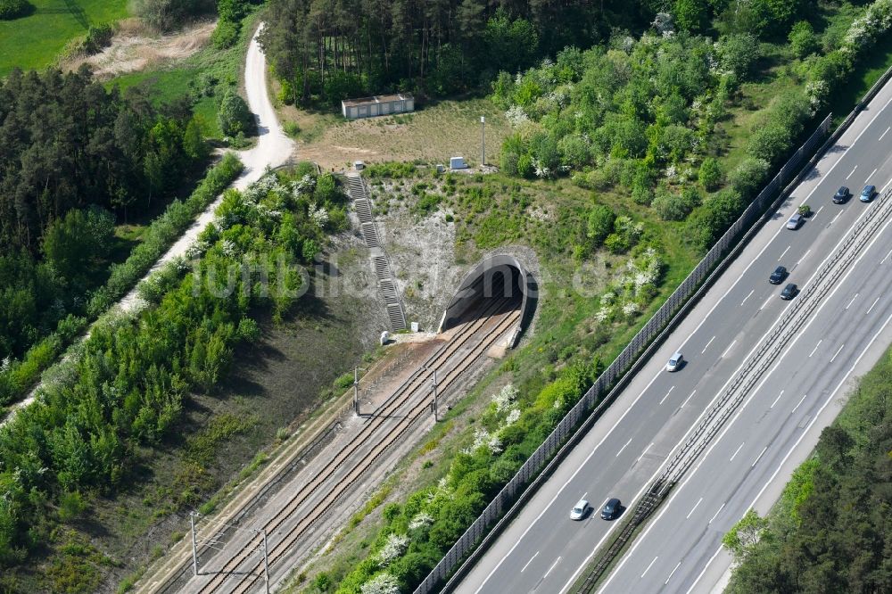 Luftbild Allersberg - Autobahn- Streckenverlauf der BAB A9 und der Streckenverlauf der Schnellfahrstrecke in Allersberg im Bundesland Bayern, Deutschland