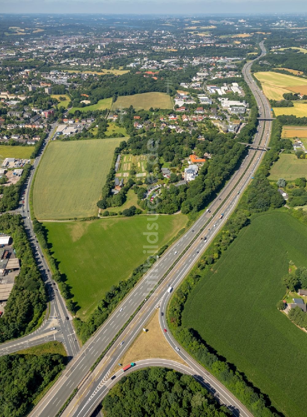 Luftaufnahme Witten - Autobahn- Streckenverlauf der BAB 448 in Witten im Bundesland Nordrhein-Westfalen, Deutschland