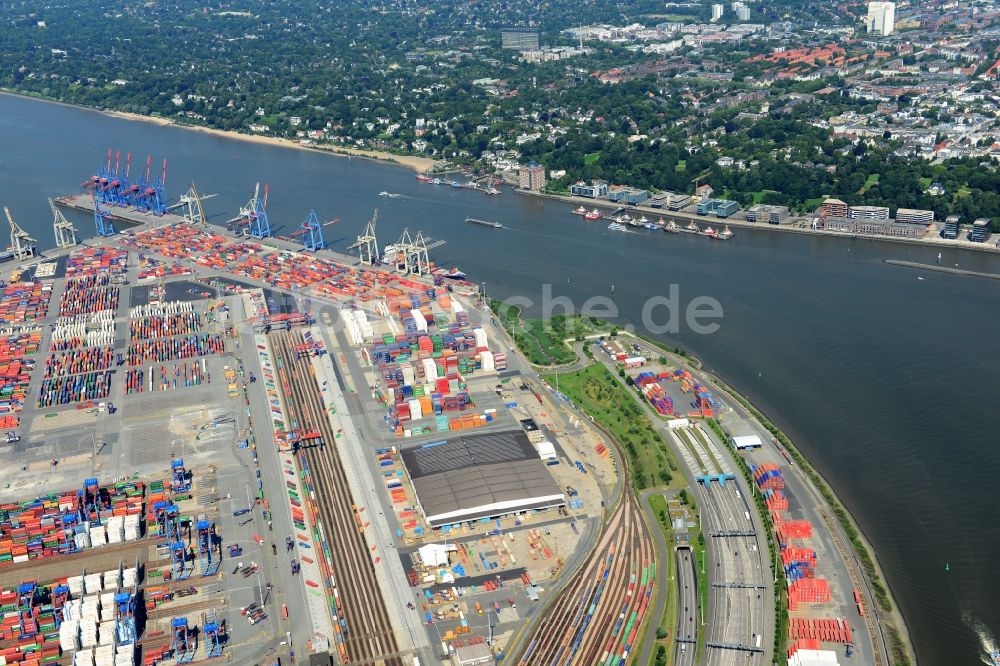 Hamburg aus der Vogelperspektive: Autobahn- Tunnelbauwerk der BAB A7 -Elbtunnel am Containerhafen des Binnenhafen HHLA - Burchardkai in Hamburg