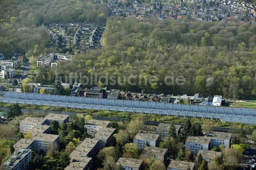 Jouy-en-Josas aus der Vogelperspektive: Autobahn- Tunnelbauwerk der A86 - N12 in Jouy-en-Josas in Ile-de-France, Frankreich