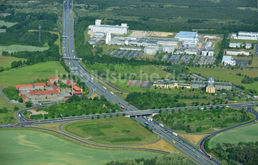 Rangsdorf von oben - Autobahnabfahrt BAB A10 - E30 zur B96 in Rangsdorf im Bundesland Brandenburg