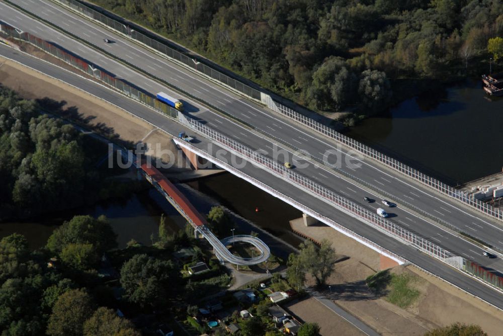 Luftaufnahme Niederlehme - Autobahnbrücke der A10 bei Niederlehme