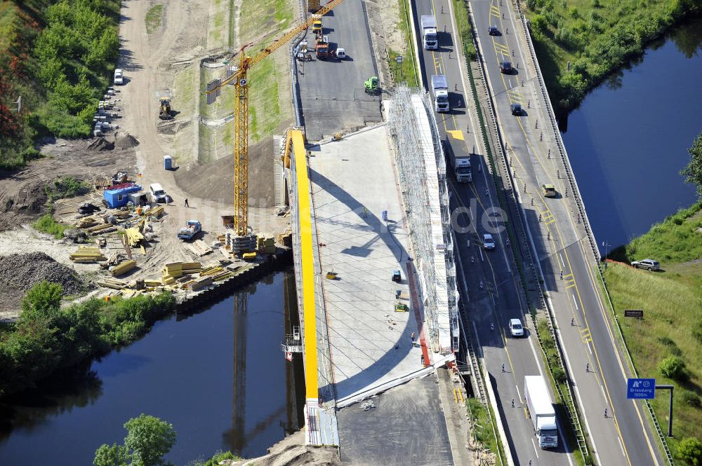 Luftaufnahme BRIESELANG - Autobahnbrückenbau am Berliner Ring bei Brieselang