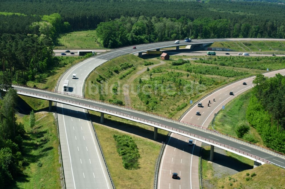 Luftbild Michendorf - Autobahndreieck- Abfahrt der BAB A115 - A10 Nuthetal in Michendorf im Bundesland Brandenburg, Deutschland