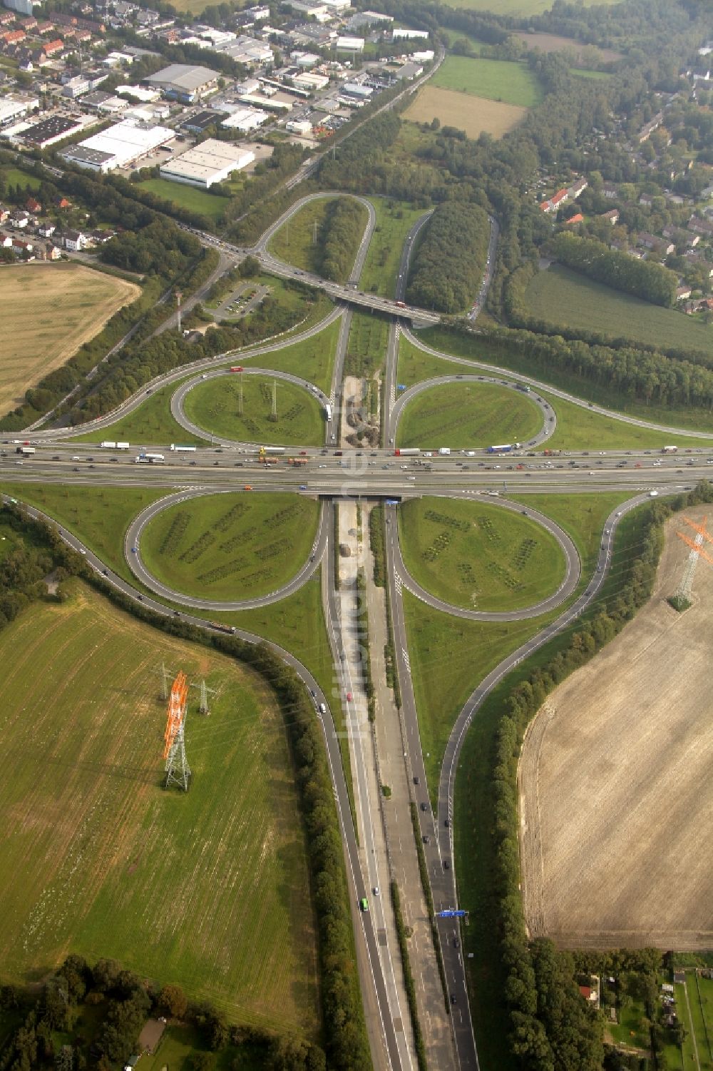 Dortmund aus der Vogelperspektive: Autobahndreieck Dortmund-Bodelschwing der BAB A42 - A3 in Dortmund im Bundesland Nordrhein-Westfalen