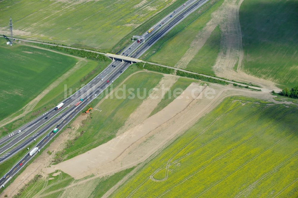 Schwanebeck von oben - Autobahndreieck / interchange Schwanebeck