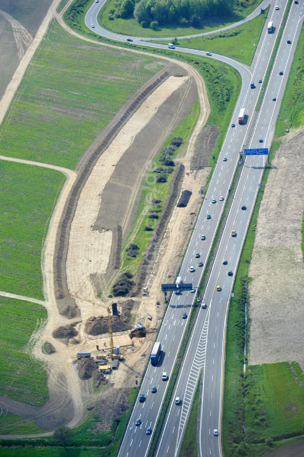 Luftbild Schwanebeck - Autobahndreieck / interchange Schwanebeck