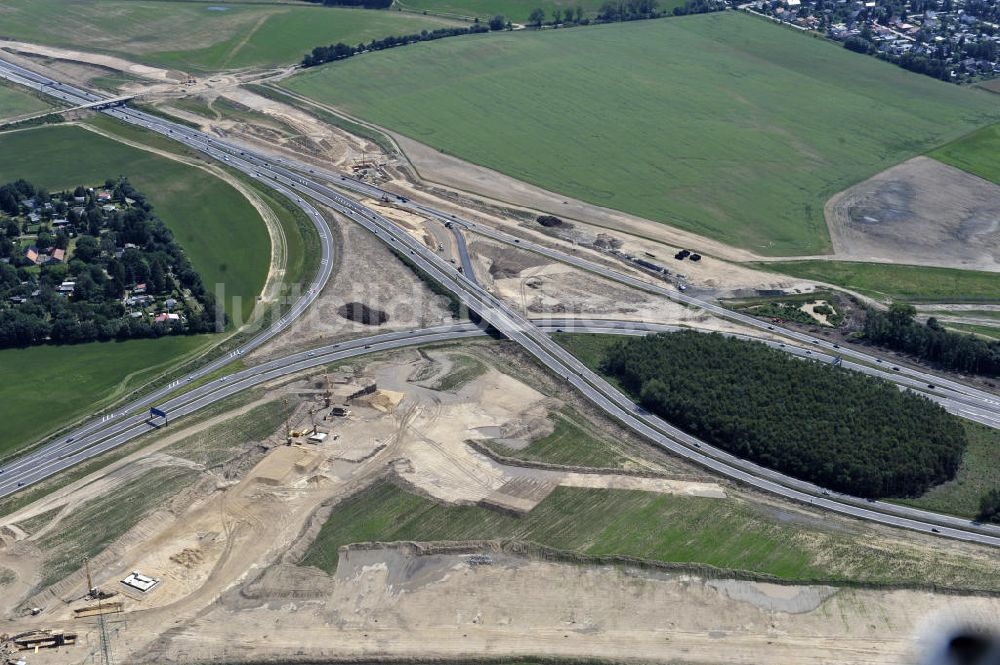 Schwanebeck von oben - Autobahndreieck / interchange Schwanebeck