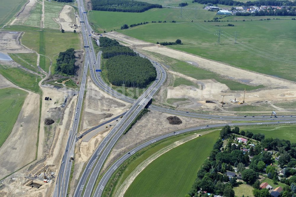 Schwanebeck von oben - Autobahndreieck / interchange Schwanebeck