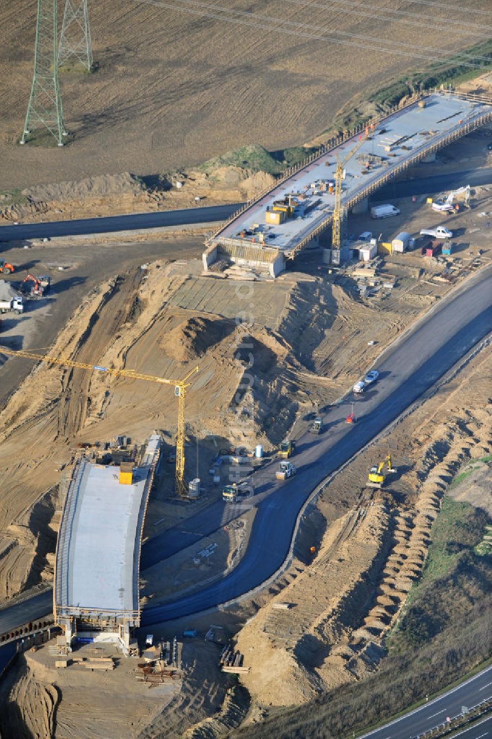 Luftaufnahme SCHWANEBECK - Autobahndreieck / interchange Schwanebeck, auch Autobahndreieck Kreuz Barnim genannt