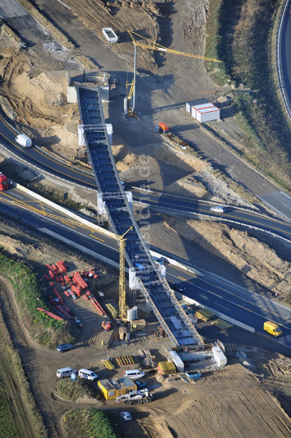 Luftbild SCHWANEBECK - Autobahndreieck / interchange Schwanebeck, auch Autobahndreieck Kreuz Barnim genannt