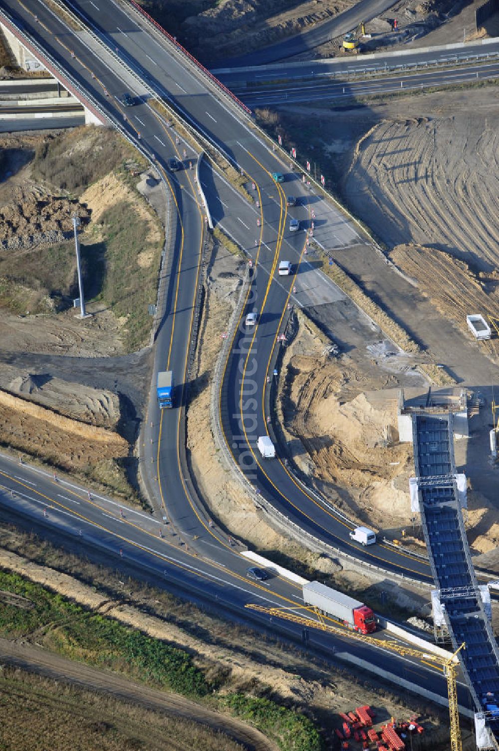 Luftaufnahme SCHWANEBECK - Autobahndreieck / interchange Schwanebeck, auch Autobahndreieck Kreuz Barnim genannt