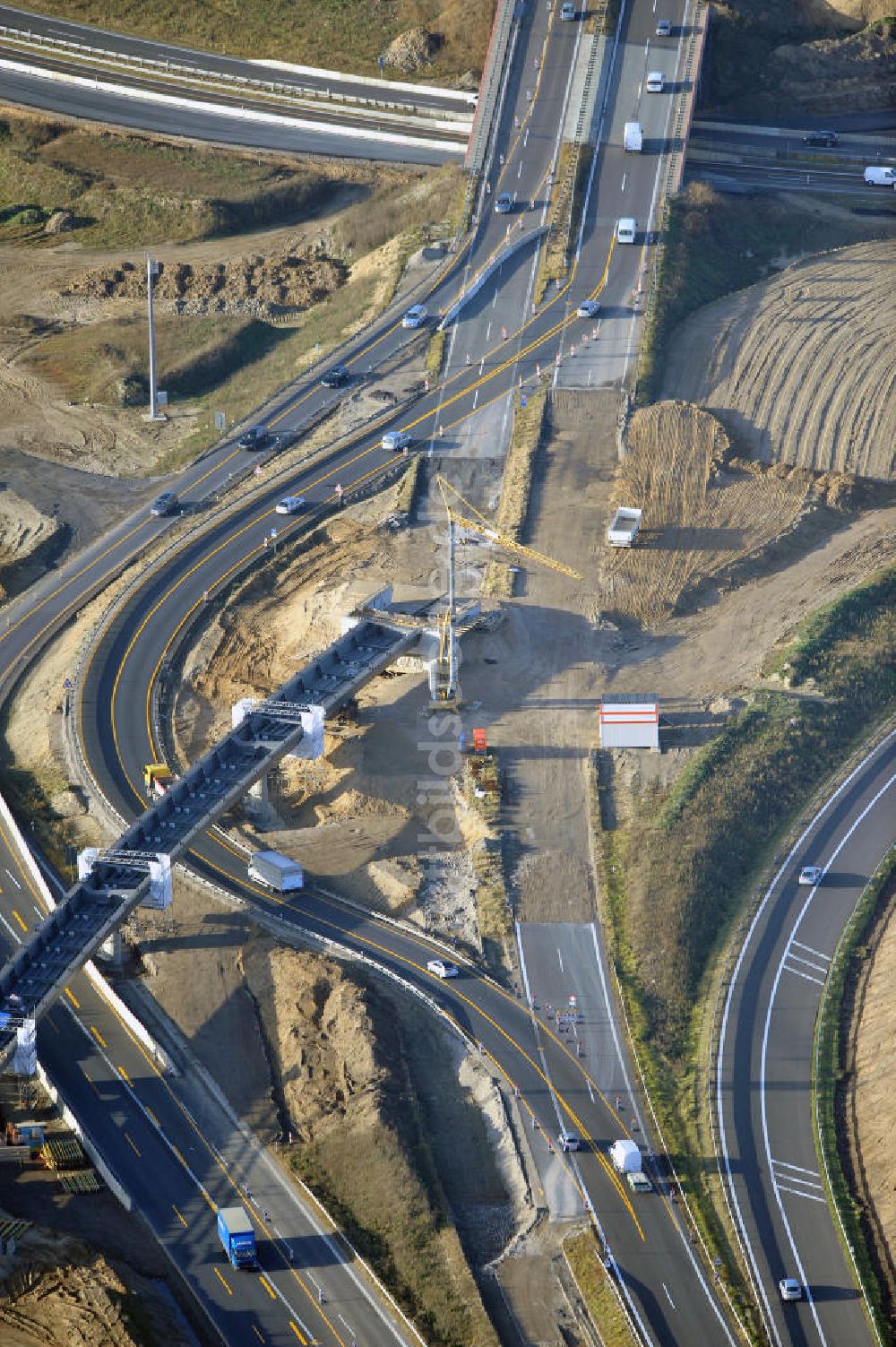 SCHWANEBECK aus der Vogelperspektive: Autobahndreieck / interchange Schwanebeck, auch Autobahndreieck Kreuz Barnim genannt